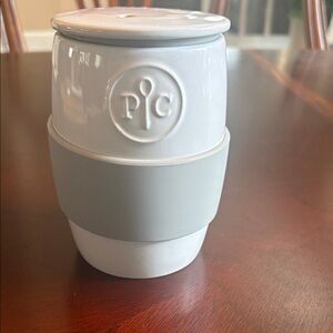 Pampered Chef White and Gray Ceramic Egg Cooker /oatmeal cooker